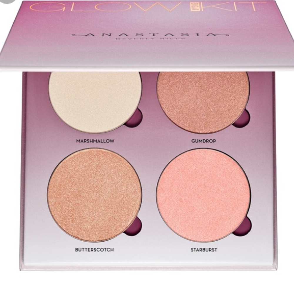 Anastasia Beverley hills sugar glow kit!